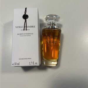 Yves Rocher Voile d'Ambre White and Black Box